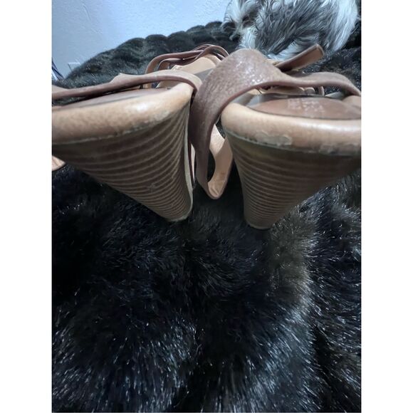 Ladies Kenneth Cole Reaction stacked  Wedge Sandals Size 11 - Picture 4 of 5